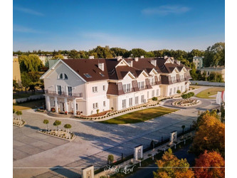 Hotel mazowieckie
Radom Na sprzedaż 15 000 000 PLN 2800 m2 