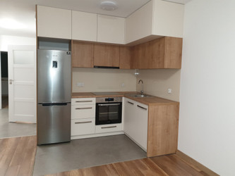 Mieszkanie małopolskie
Kraków
Podgórze Do wynajęcia 3200 PLN 50 m2 