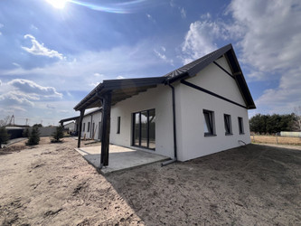 Dom mazowieckie
miński
Halinów
Mrowiska Na sprzedaż 926 500 PLN 184 m2 