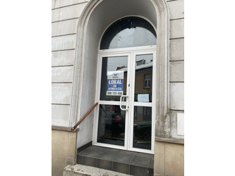 Lokal małopolskie
Tarnów Do wynajęcia 1500 PLN 42 m2 