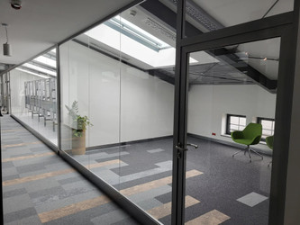 Lokal mazowieckie
Warszawa
Wilanów Do wynajęcia 100 PLN 600 m2 