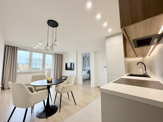 Mieszkanie świętokrzyskie
Kielce
Jagiellońskie Na sprzedaż 415 000 PLN 37 m2 