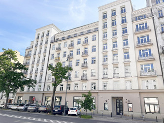 Biuro mazowieckie
Warszawa
Śródmieście
Śródmieście Południowe Na sprzedaż 1 554 800 PLN 52 m2 