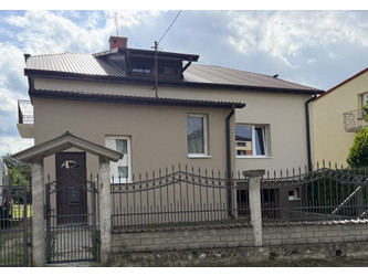 Dom lubelskie
parczewski
Parczew
Parczew Na sprzedaż 520 000 PLN 140 m2 