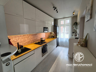 Mieszkanie pomorskie
Gdańsk
Śródmieście Na sprzedaż 690 000 PLN 55 m2 