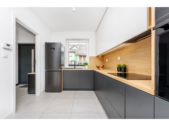 Mieszkanie małopolskie
wielicki
Wieliczka
Wieliczka Do wynajęcia 4900 PLN 90 m2 