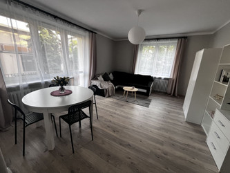 Mieszkanie małopolskie
Kraków
Dębniki Do wynajęcia 2900 PLN 49 m2 