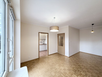 Mieszkanie mazowieckie
Warszawa
Białołęka Na sprzedaż 550 000 PLN 32,1 m2 