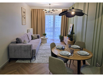 Mieszkanie łódzkie
Łódź
Śródmieście Do wynajęcia 2800 PLN 48 m2 