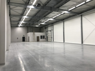 Magazyn łódzkie
Łódź
Bałuty Do wynajęcia 27 000 PLN 627 m2 