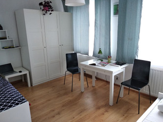 Pokój małopolskie
Kraków
Podgórze Do wynajęcia 1100 PLN 