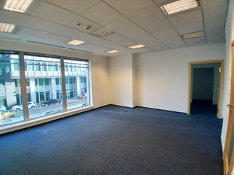 Biuro mazowieckie
Warszawa
Mokotów Do wynajęcia 13 PLN 459 m2 