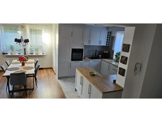 Dom mazowieckie
grodziski
Grodzisk Mazowiecki
Szczęsne Na sprzedaż 1 299 000 PLN 138 m2 