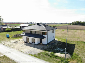 Dom mazowieckie
piaseczyński
Lesznowola
Kosów Na sprzedaż 920 000 PLN 128 m2 