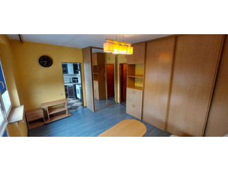 Mieszkanie łódzkie
Łódź
Polesie
Retkinia Na sprzedaż 239 000 PLN 31 m2 