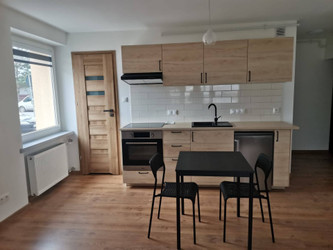 Mieszkanie świętokrzyskie
Kielce Do wynajęcia 1300 PLN 29 m2 