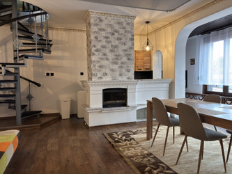 Mieszkanie wielkopolskie
Poznań
Junikowo Do wynajęcia 3300 PLN 77 m2 