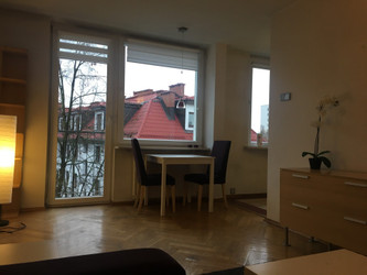 Mieszkanie mazowieckie
Warszawa
Mokotów Do wynajęcia 2950 PLN 40 m2 